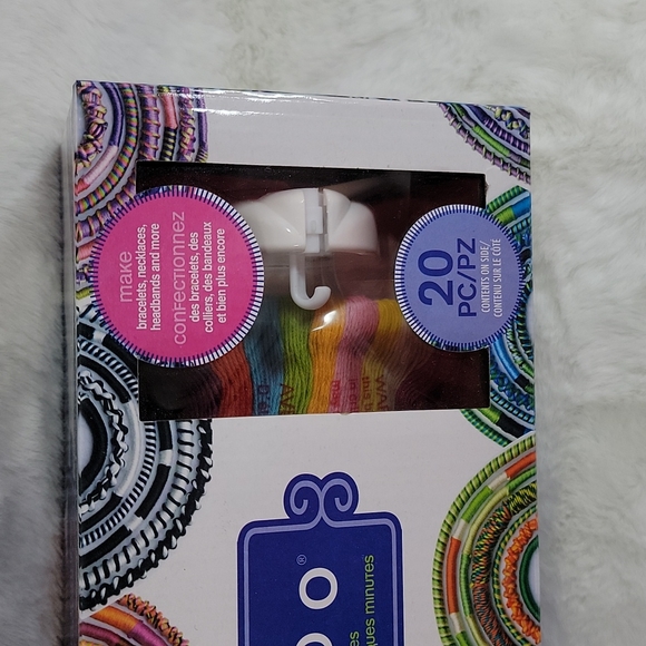 Loop DeDoo Bracelet & Necklace Maker - Picture 3 of 8